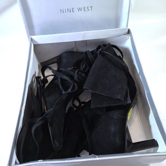 NIB Nine West Unityr Black Suede Boots with Strapping Tie Accents Size 8 - Picture 4 of 4